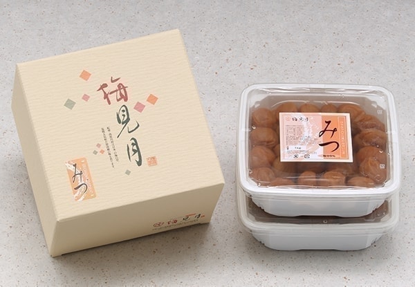 みつ